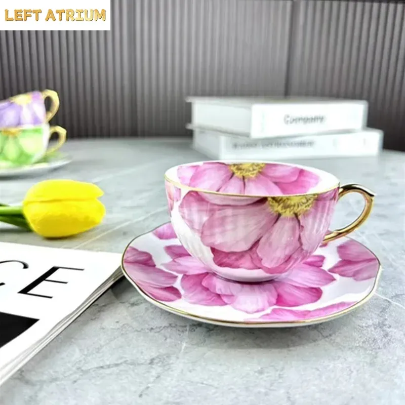 Handmade Ceramic Mug - كوب قهوة سيراميك مزخرف بنقوش زهرية